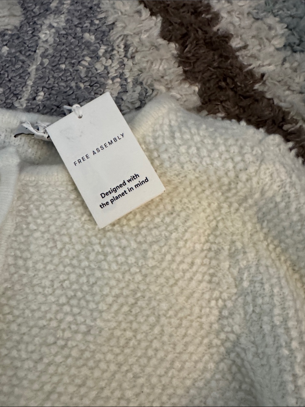 Free Assembly Cream Textured Button-Front Sweater - Picture 5 of 7